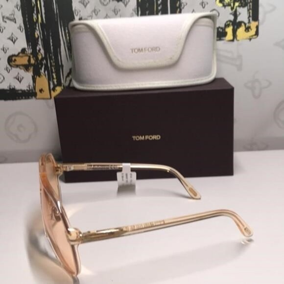 New Authentic Tom Ford FT1061 54E Bertrand Aviator Sunglasses – Luxury Designer - Picture 8 of 11